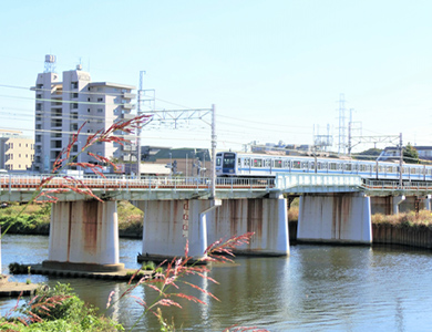 綱島駅 西口より徒歩5分の好立地